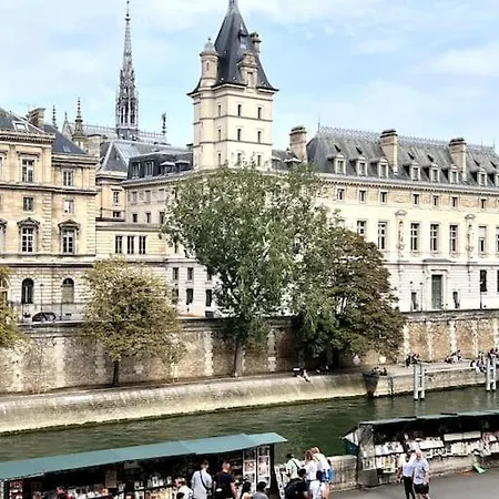 Charmant Paris, Vue Notre-dame
