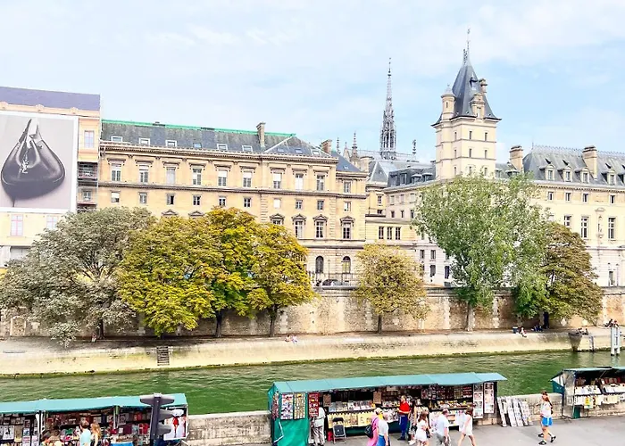 Apartman Charmant Paris, Vue Notre-dame *