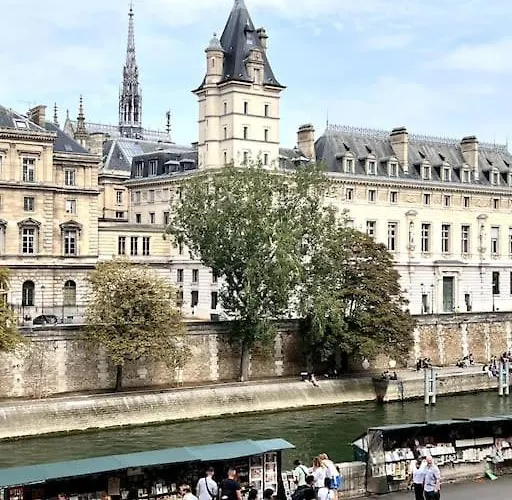 Charmant Paris, Vue Notre-dame