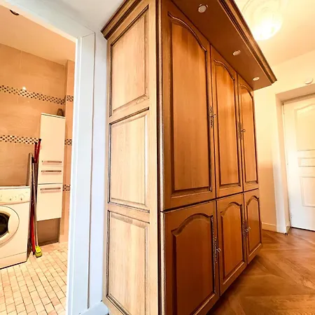 Appartement Charmant Paris, Vue Notre-dame Parijs